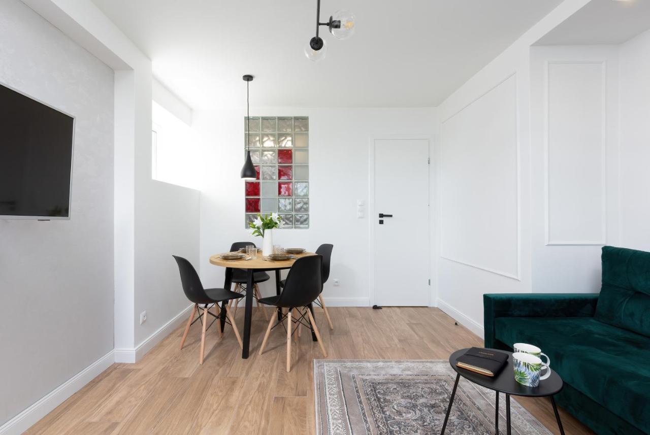 Metro Marymont Apartment By Noclegi Renters Warsawa Bagian luar foto