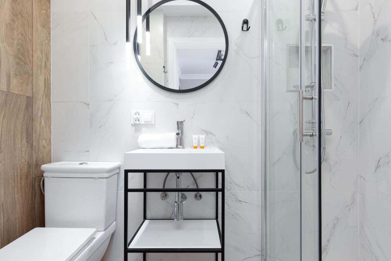 Metro Marymont Apartment By Noclegi Renters Warsawa Bagian luar foto