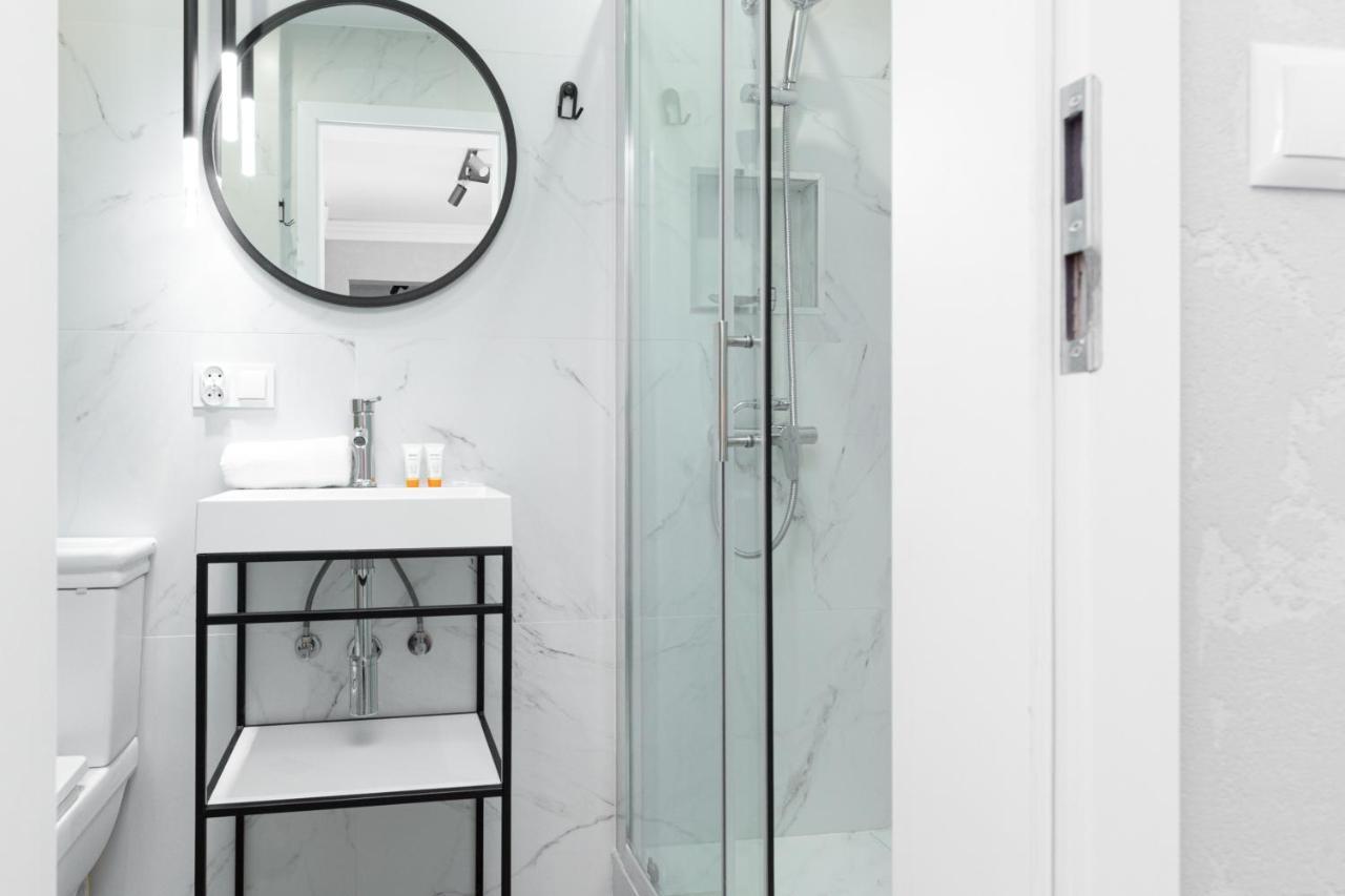 Metro Marymont Apartment By Noclegi Renters Warsawa Bagian luar foto